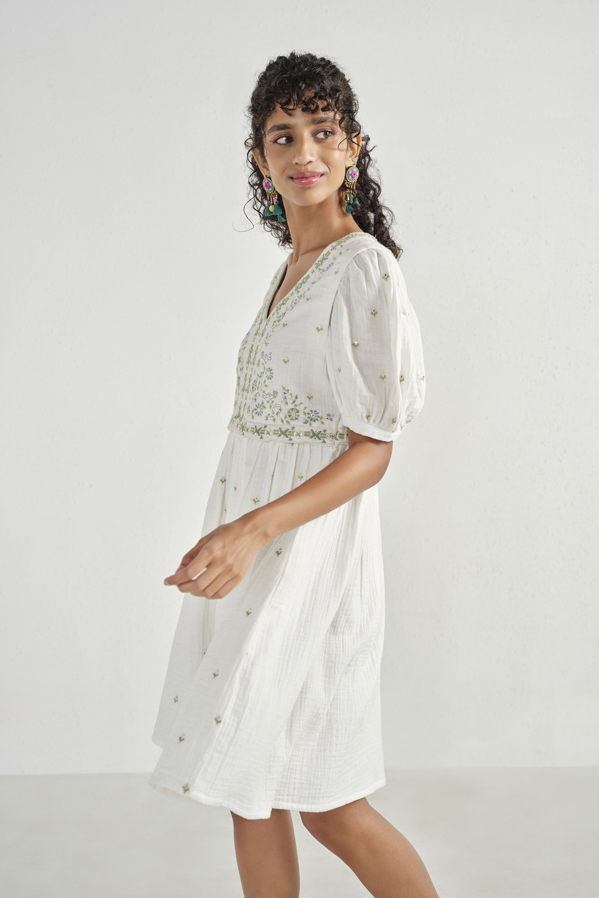 Ayra Embroidered Short Flared Dress, White, image 5